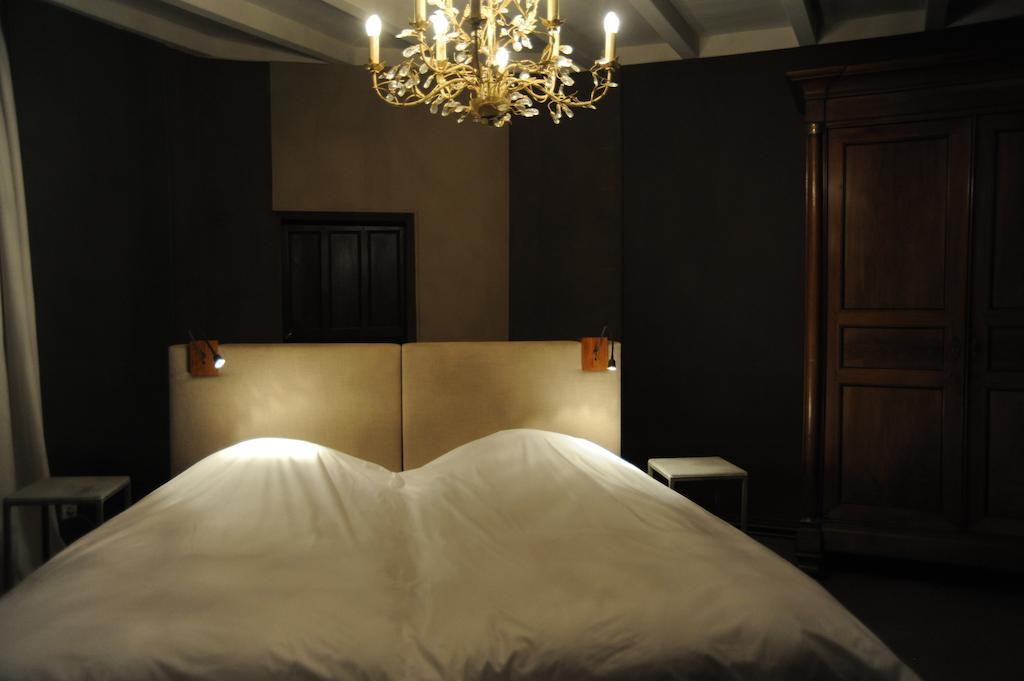 Chateau De Lerse Bed & Breakfast Perignac  Cameră foto