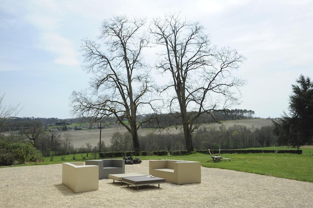 Chateau De Lerse Bed & Breakfast Perignac  Exterior foto