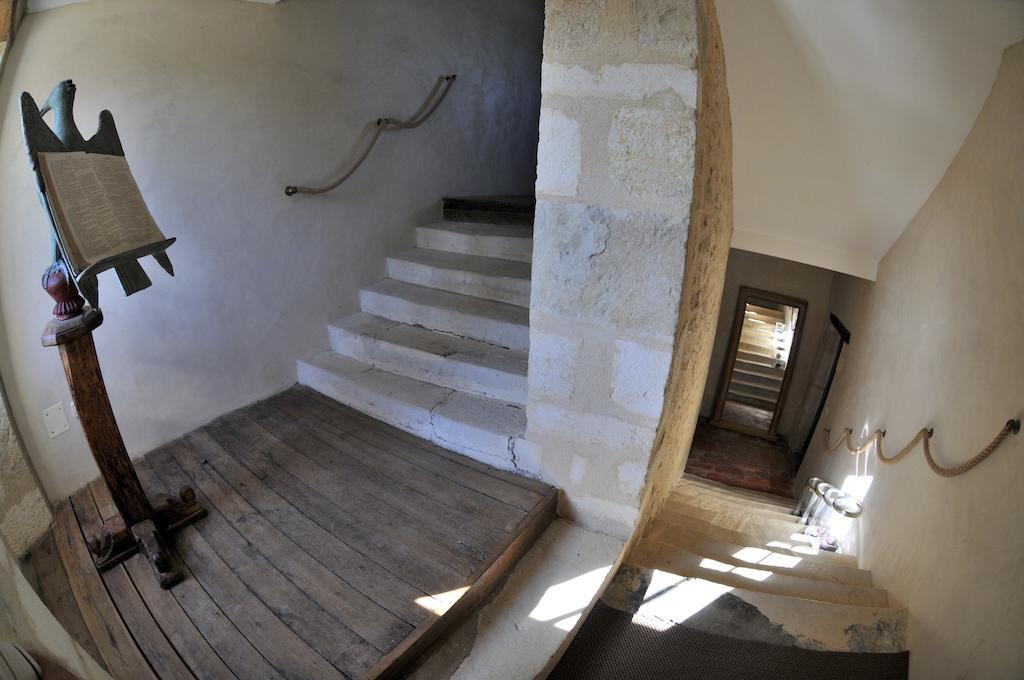 Chateau De Lerse Bed & Breakfast Perignac  Exterior foto